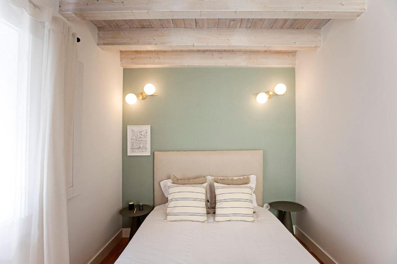 D. Joao IV Apartments By Lovelystay Porto Luaran gambar