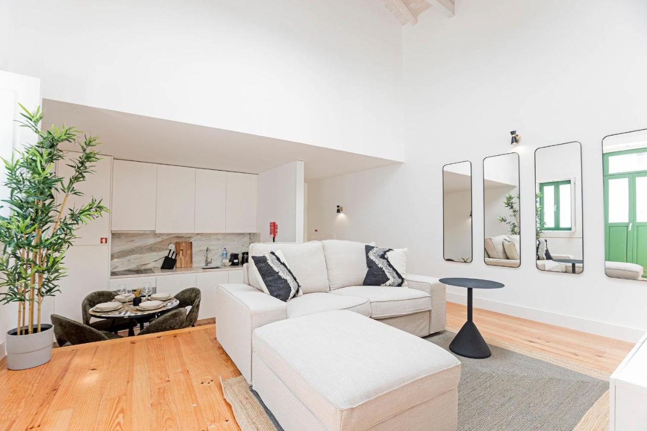 D. Joao IV Apartments By Lovelystay Porto Luaran gambar
